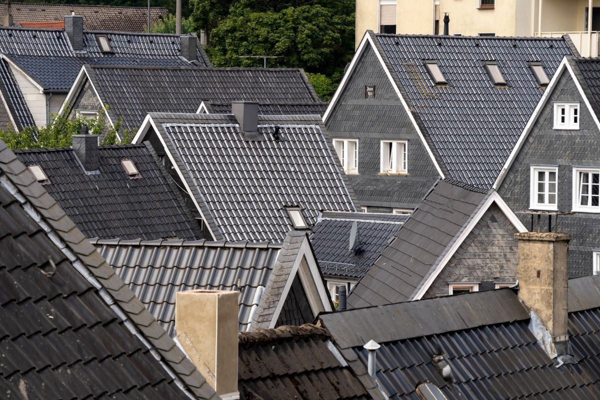 Artisan Couvreur 93 Toiture & Dépannage, chantier de couvreur zingueur à Montreuil